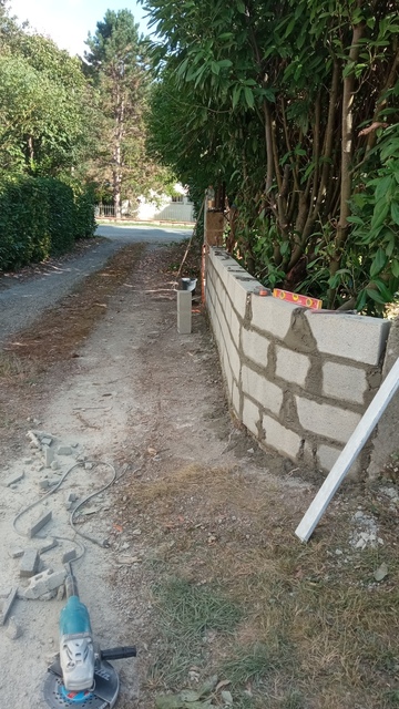 Création d'un muret en pierre à Agen